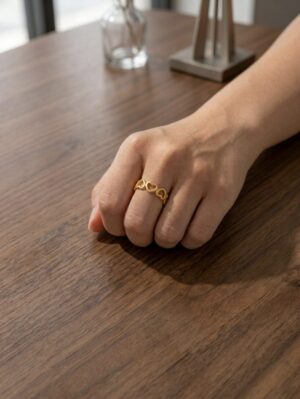 aura-open-heart-ring
